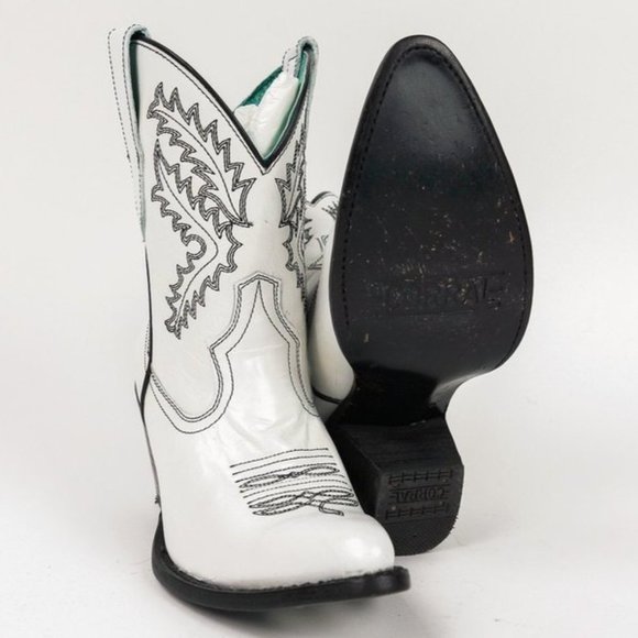 Corral White Embroidery Cowboy Booties - Picture 4 of 6